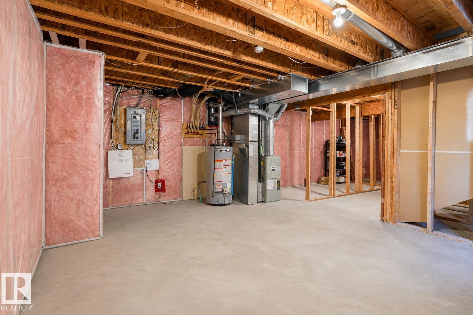 2369 27 AV NW - 31