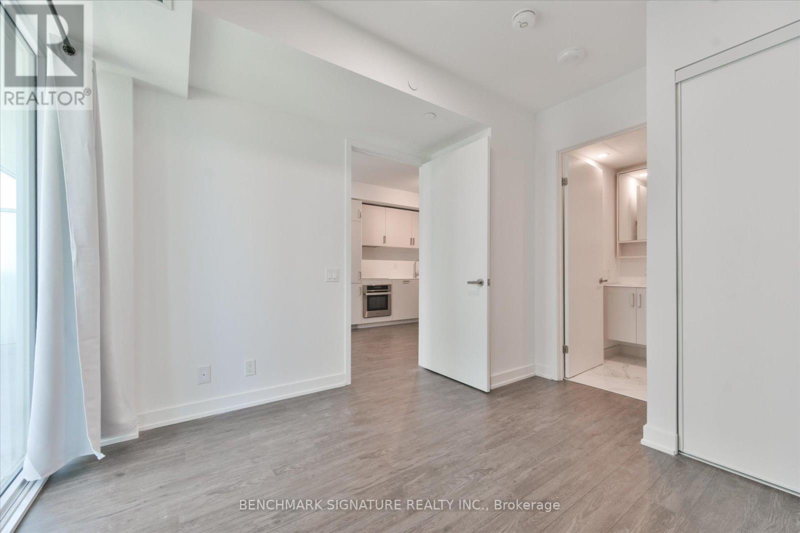 #1212 88 QUEEN STREET E - 13