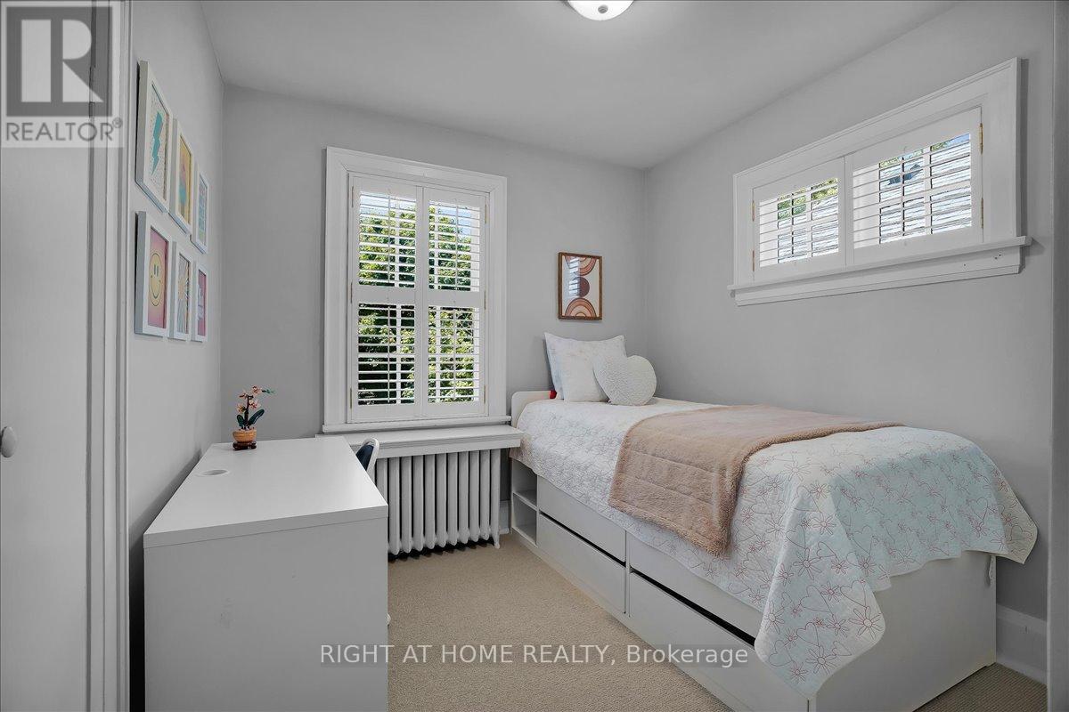 428 BRIAR HILL AVENUE - 19