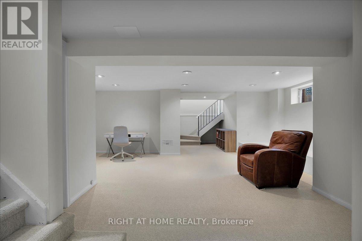 428 BRIAR HILL AVENUE - 22