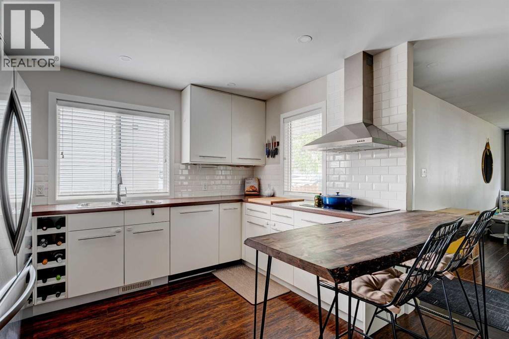 1618 43 Street SW - 8