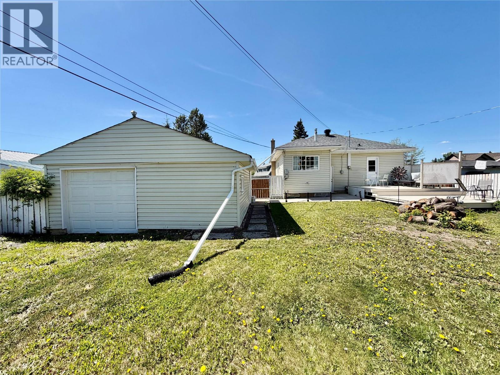 9128 8 Street - 34