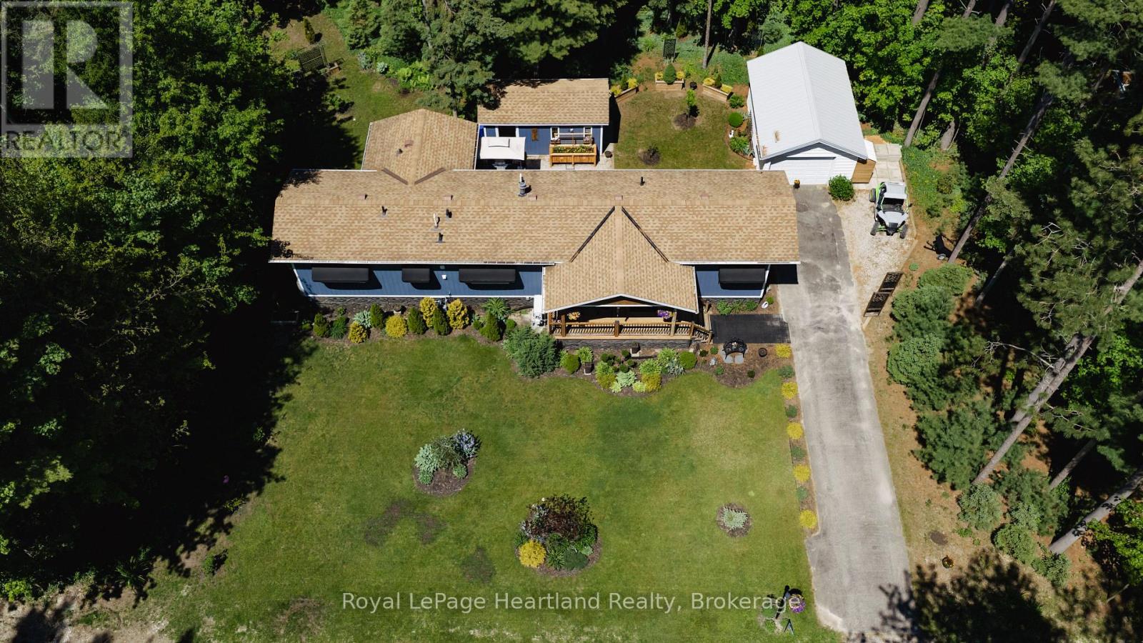205 CHESTNUT DRIVE - Image 33