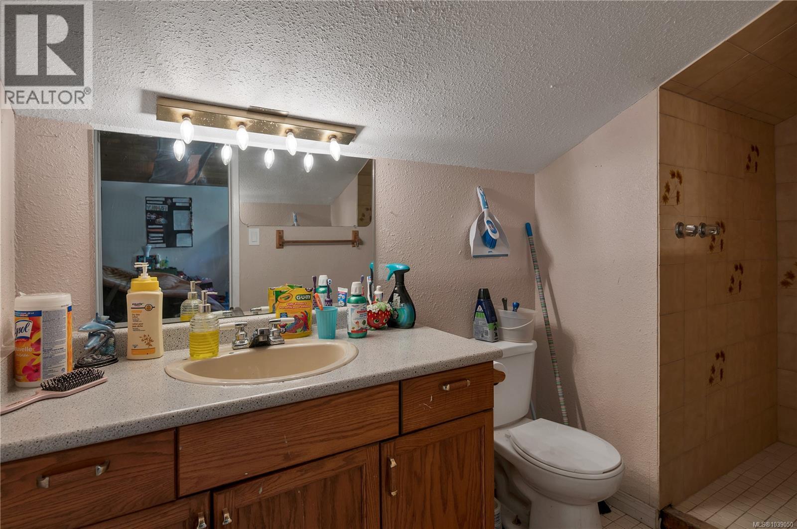 1376 Hooley Rd - 24