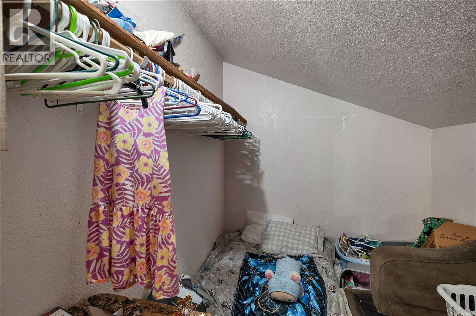 1376 Hooley Rd - 25