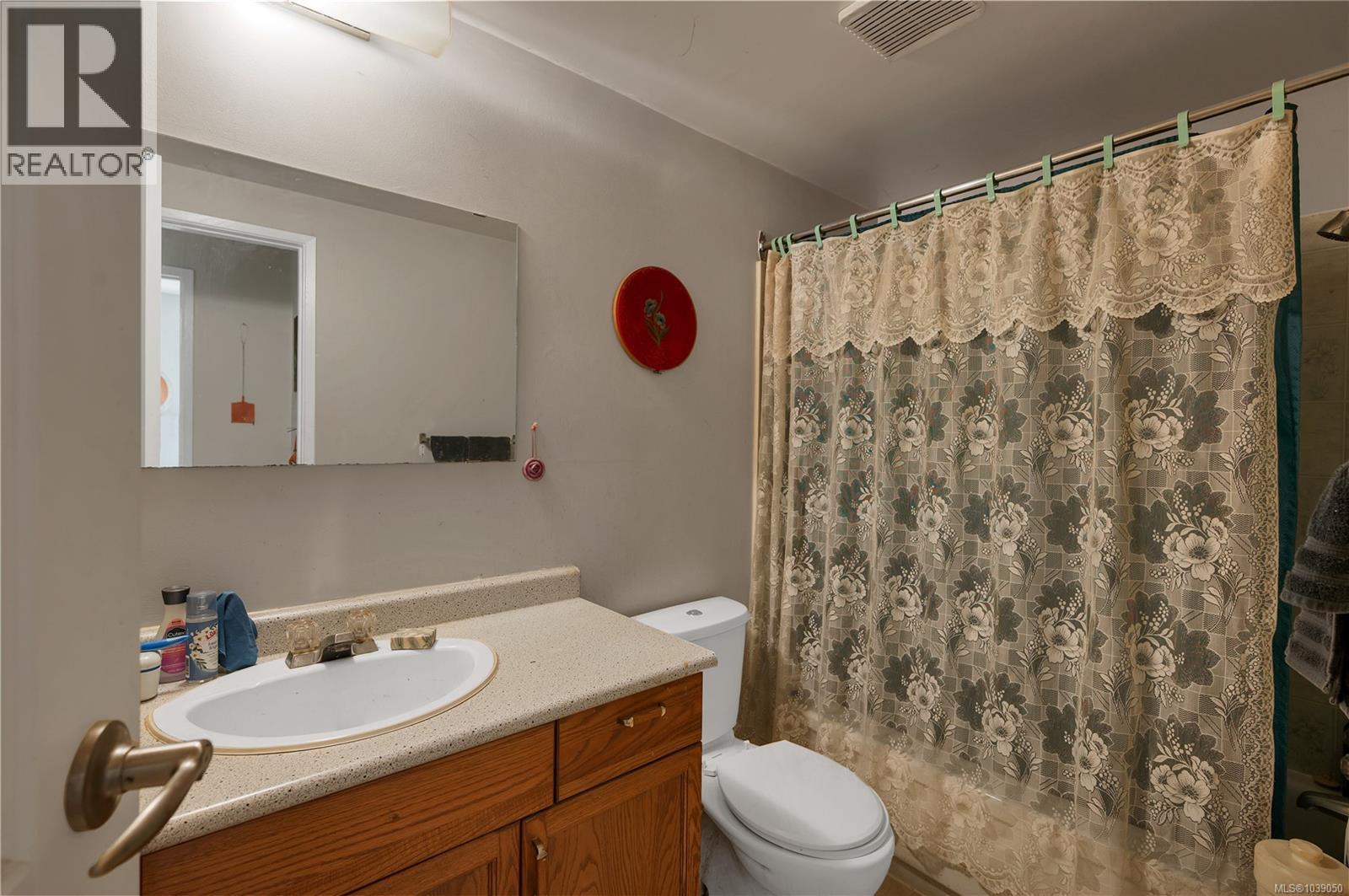 1376 Hooley Rd - 36