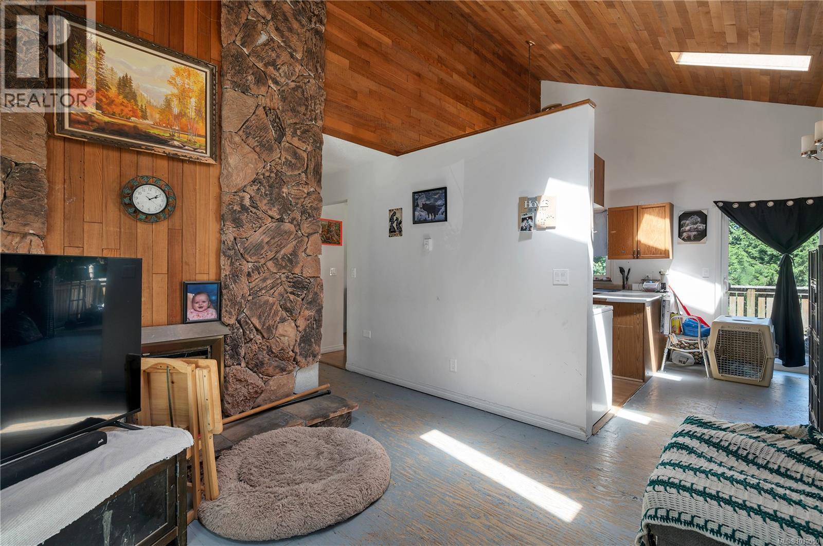 1376 Hooley Rd - 5