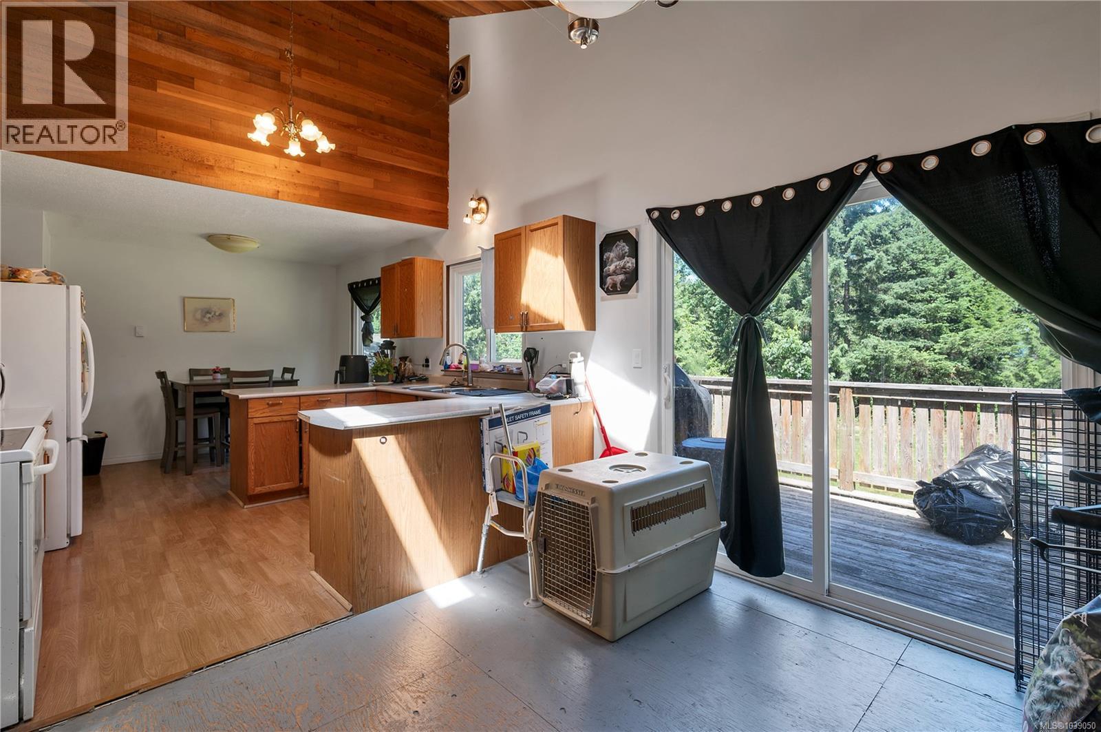 1376 Hooley Rd - 7