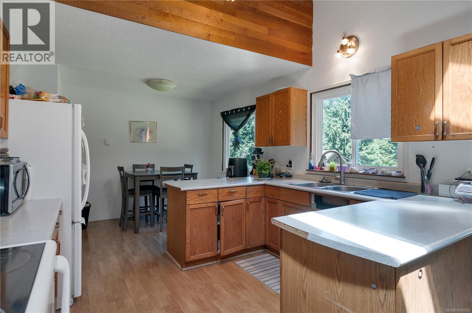 1376 Hooley Rd - 8