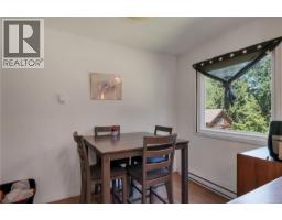 Family room - 1376 Hooley Rd, Quadra Island, BC V0P1N0 Photo 6