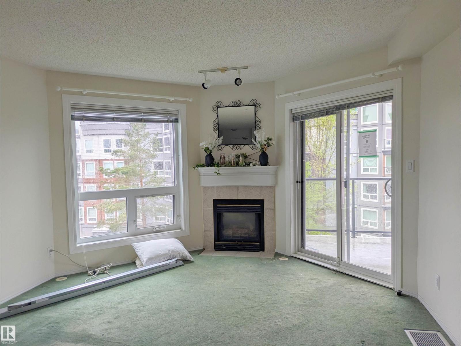 #402 7905 96 ST NW - 11