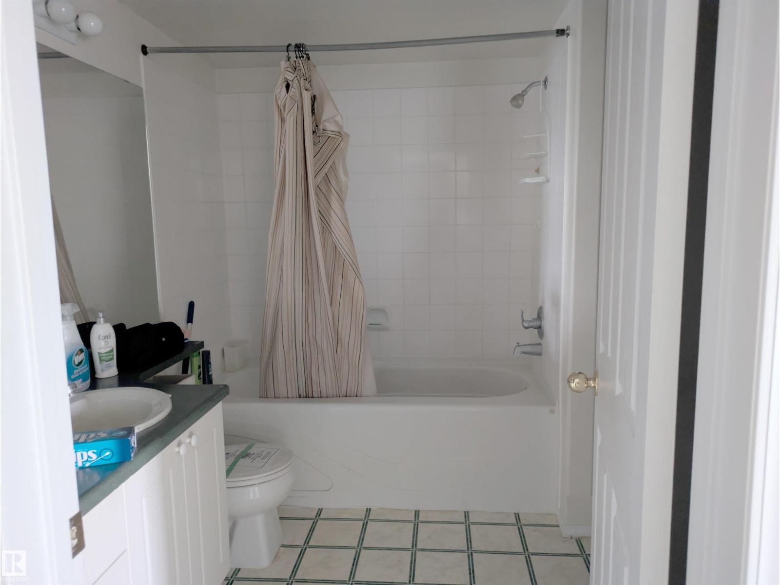 #402 7905 96 ST NW - 15