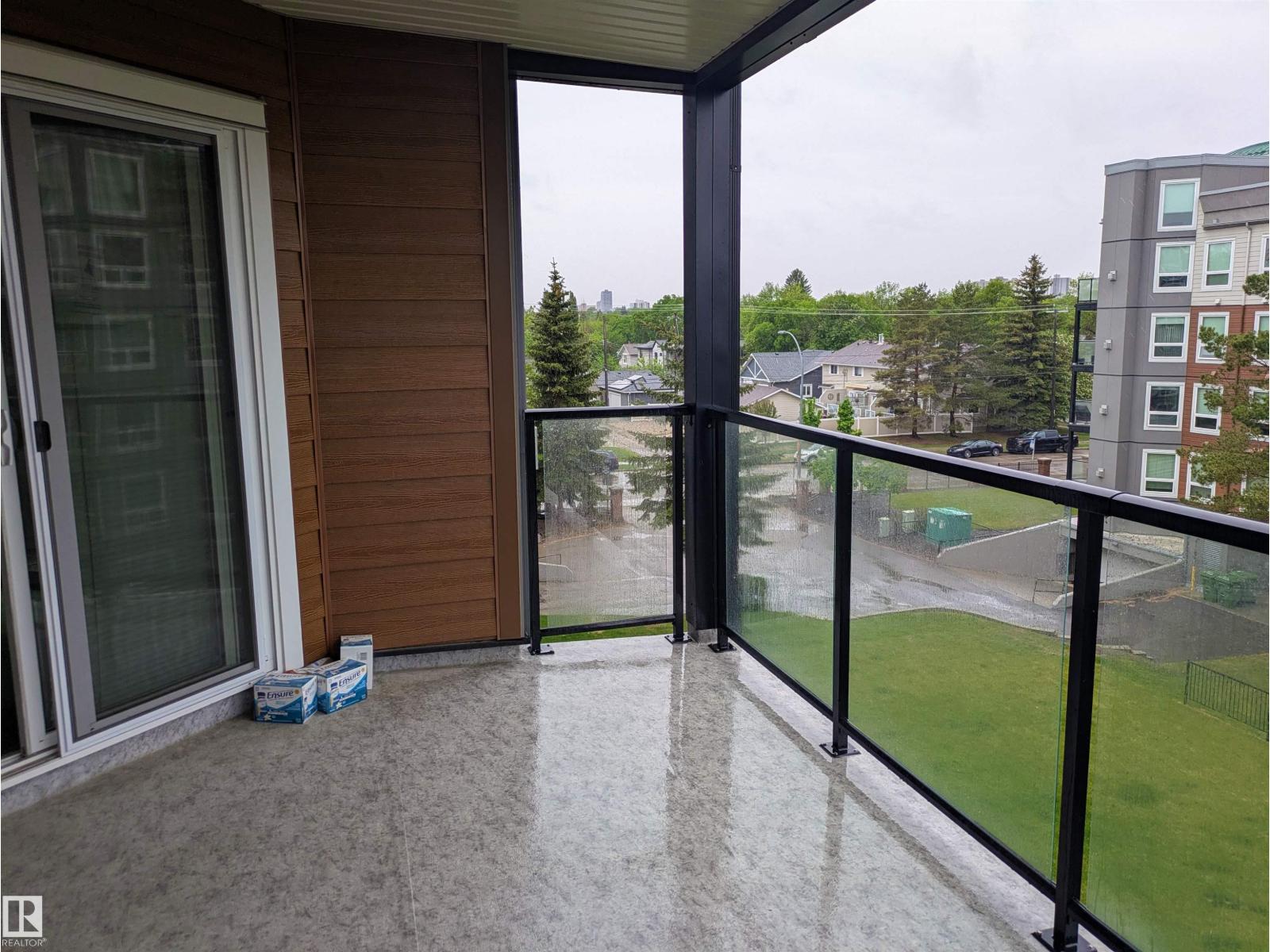#402 7905 96 ST NW - 17