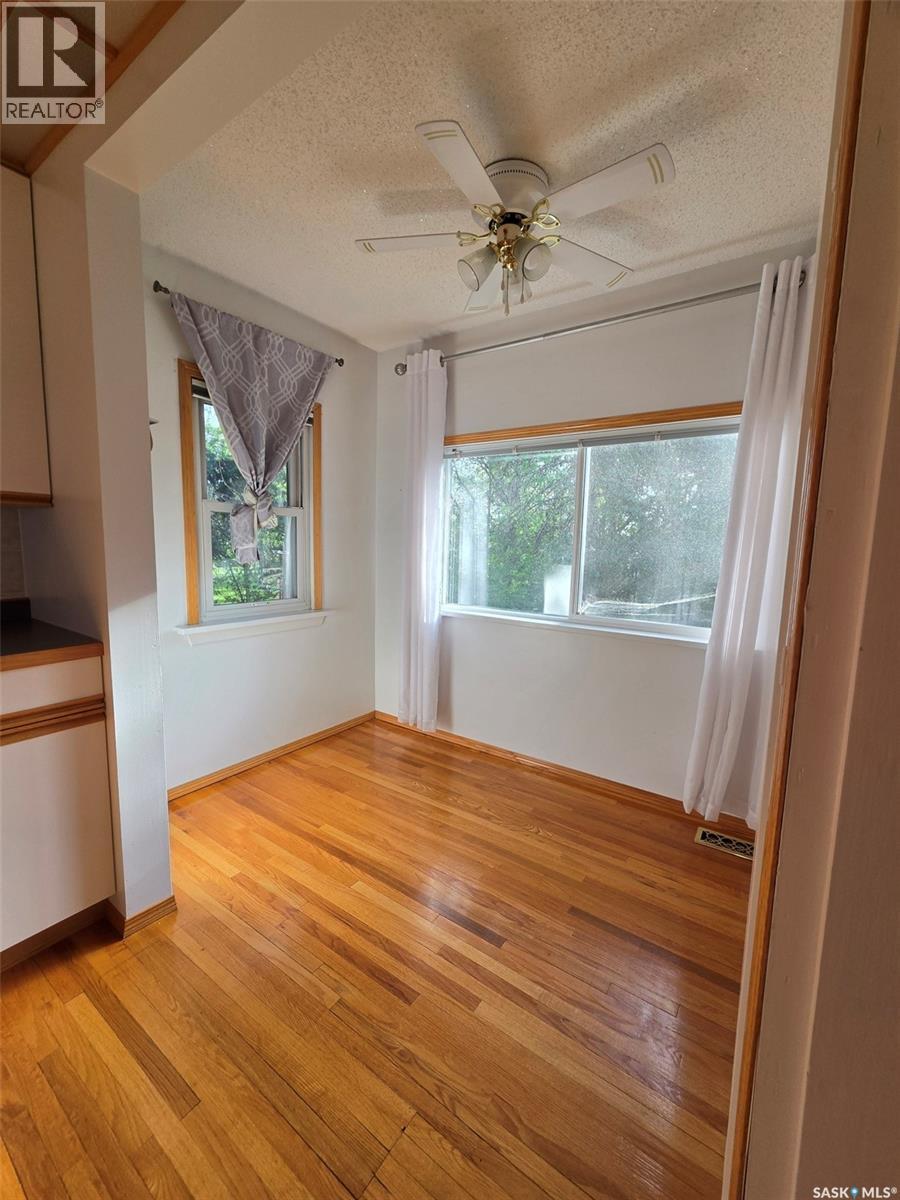 118 5th STREET W - 16