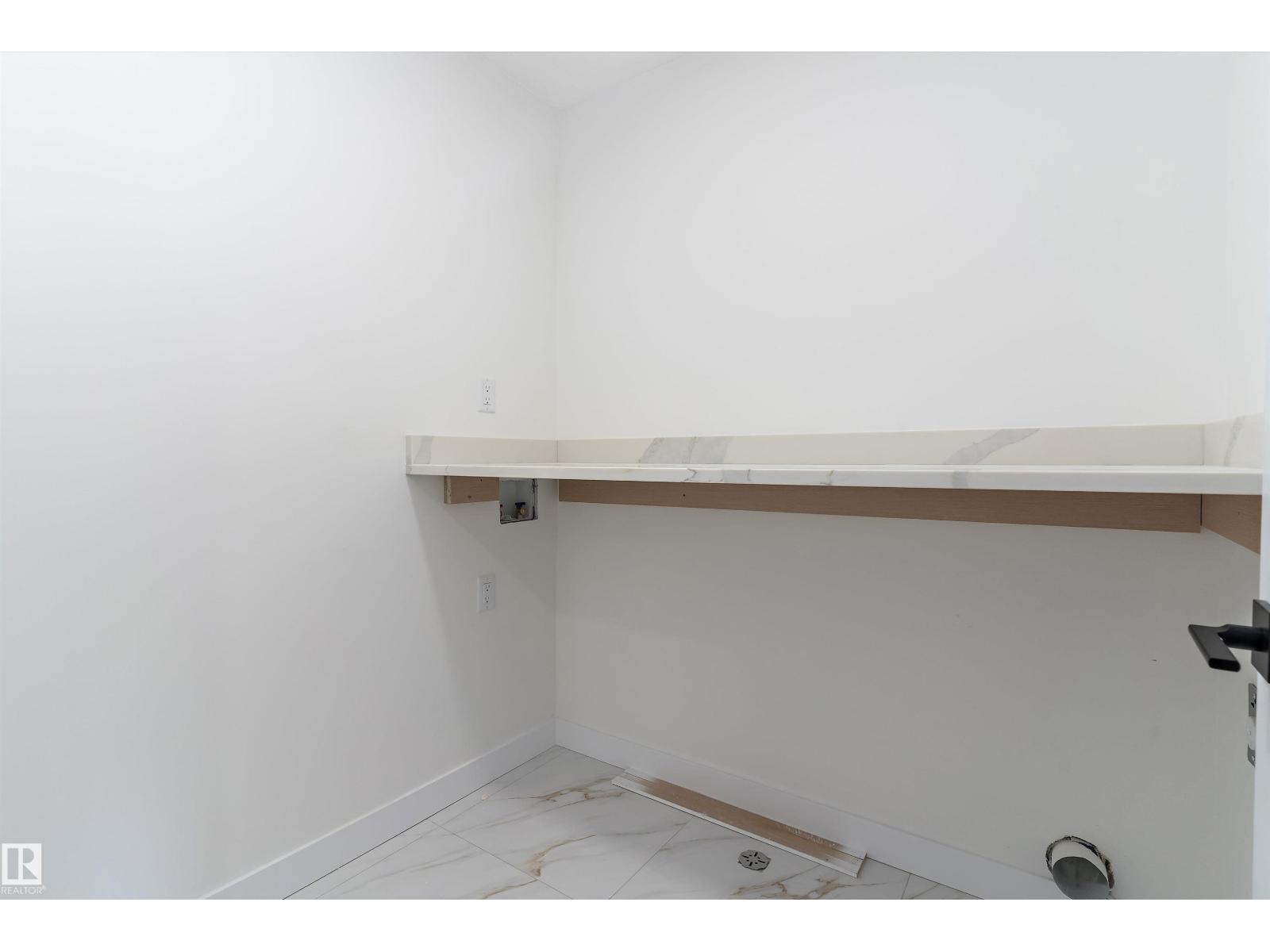 8916 MAYDAY WY SW - 30