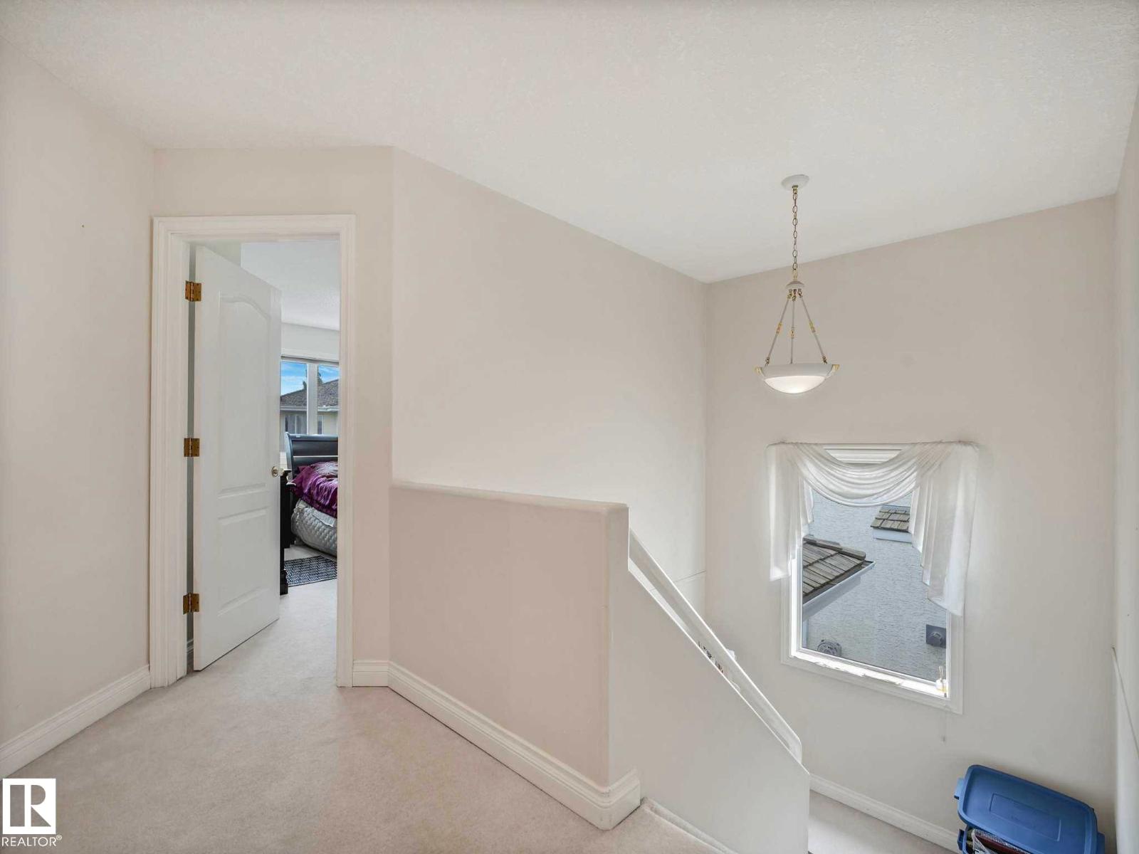 11568 15 AV NW - 45