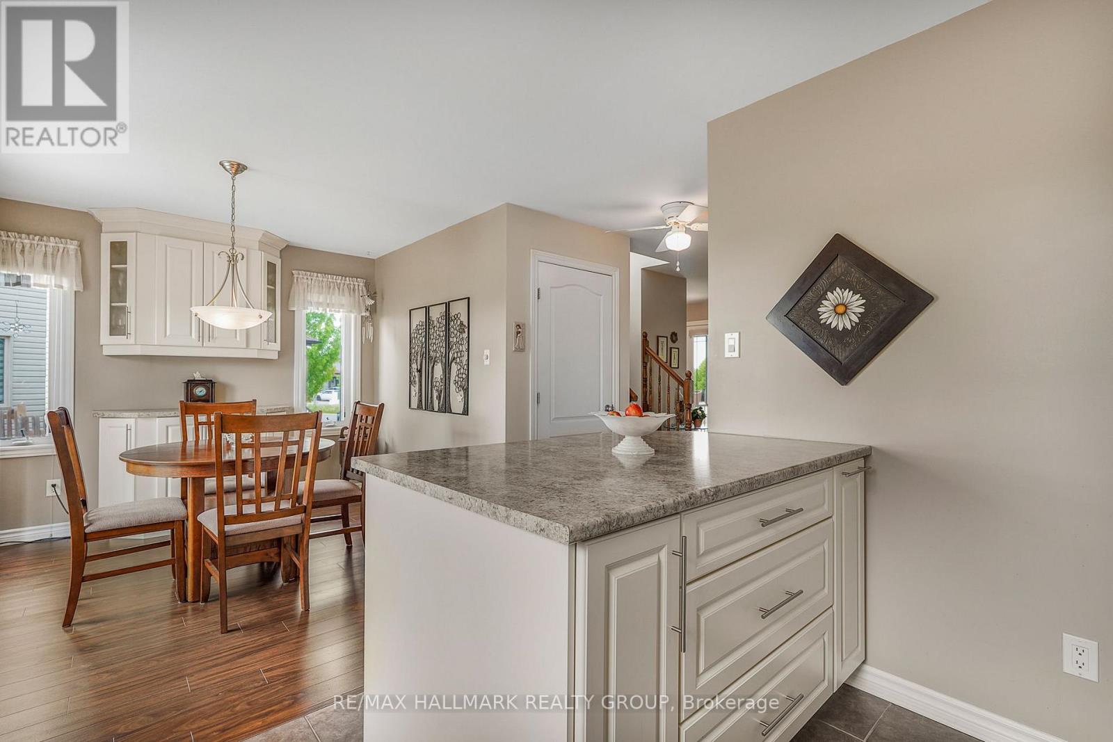 310 TRILLIUM CIRCLE - 15
