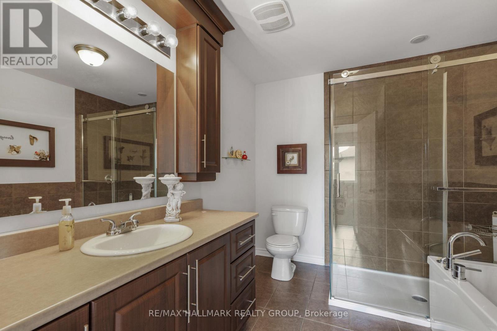 310 TRILLIUM CIRCLE - 19