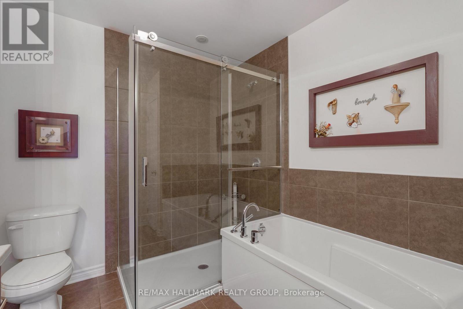 310 TRILLIUM CIRCLE