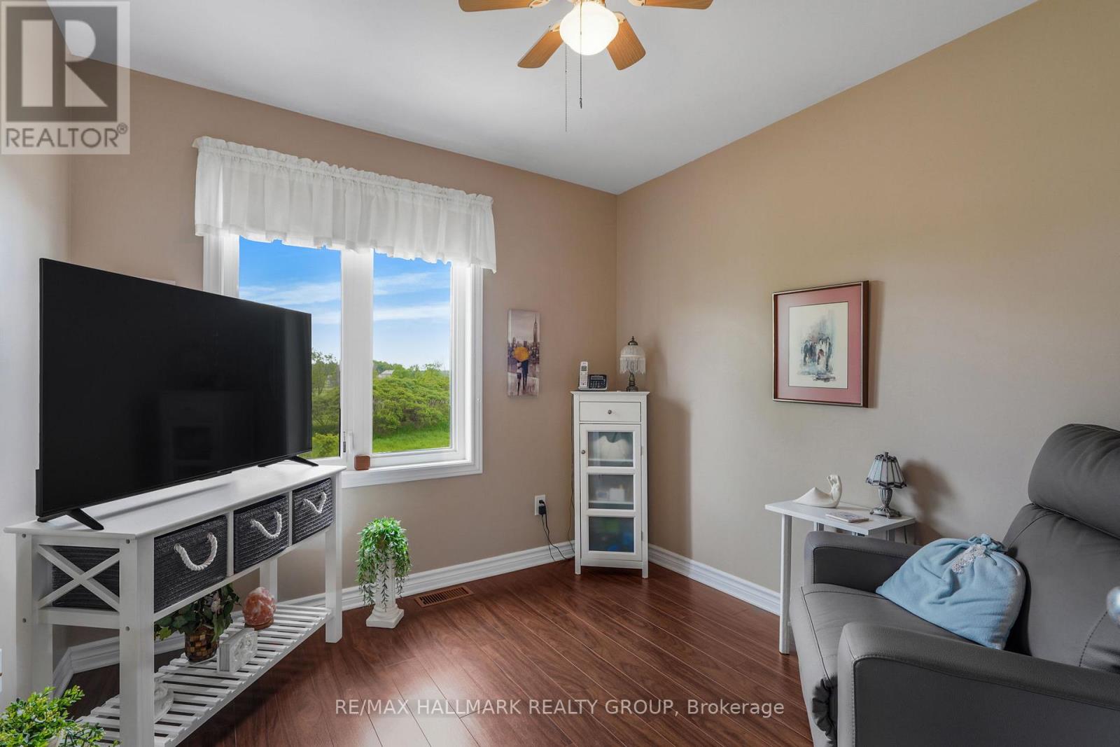 310 TRILLIUM CIRCLE - 21