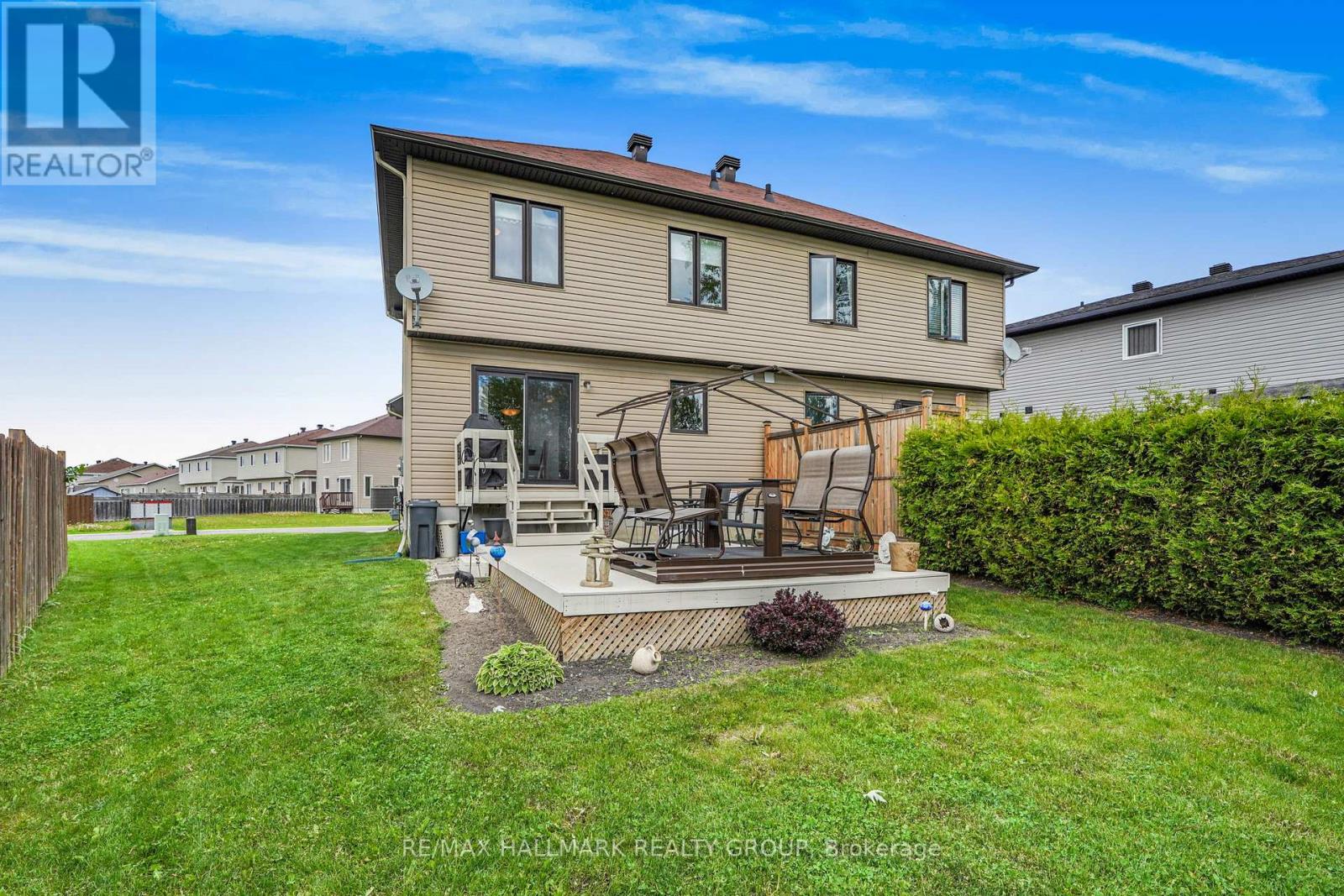 310 TRILLIUM CIRCLE - 27