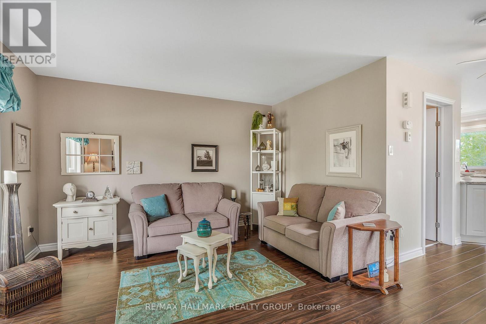 310 TRILLIUM CIRCLE - 6