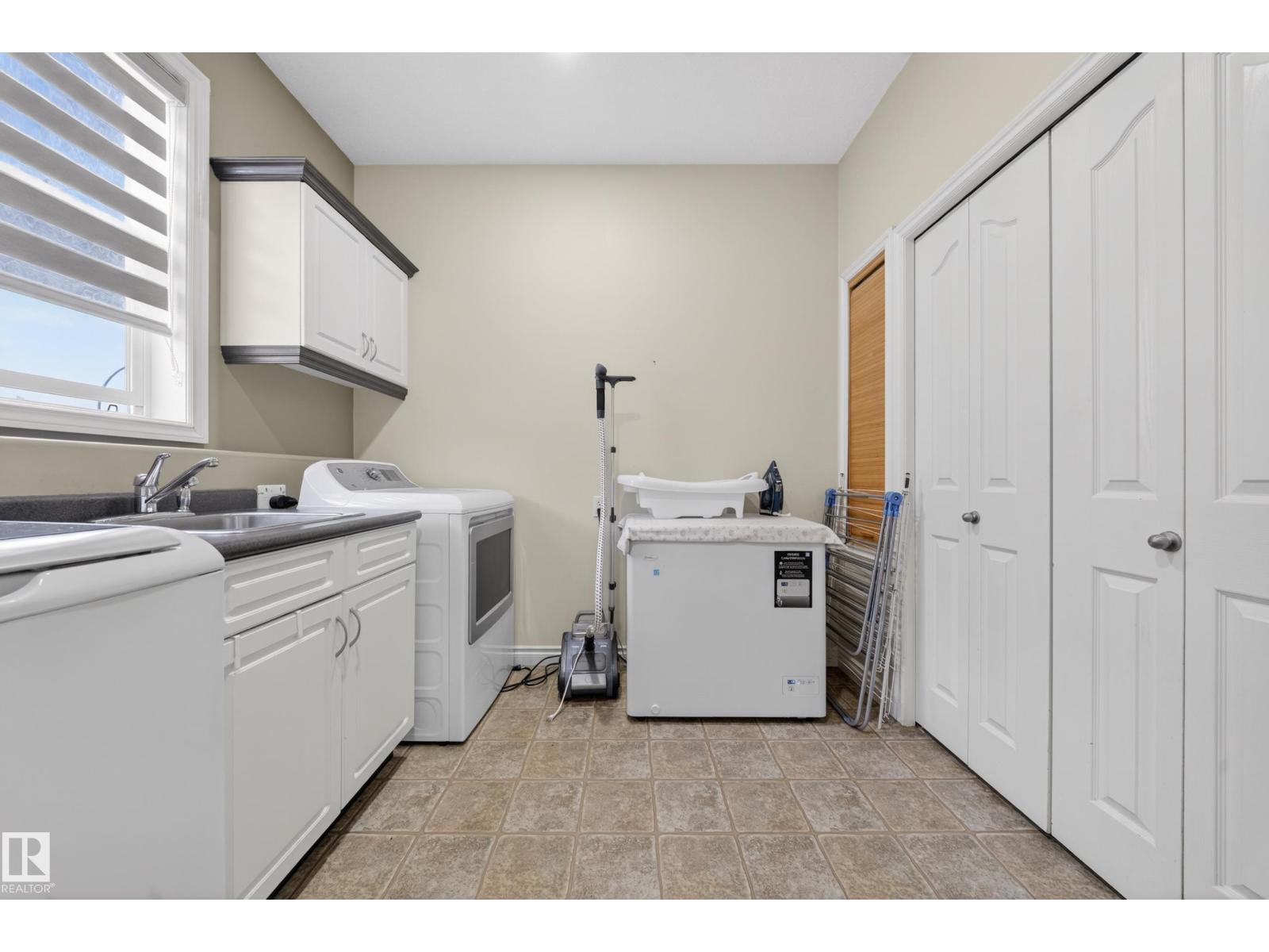 4113 59 Street - 39