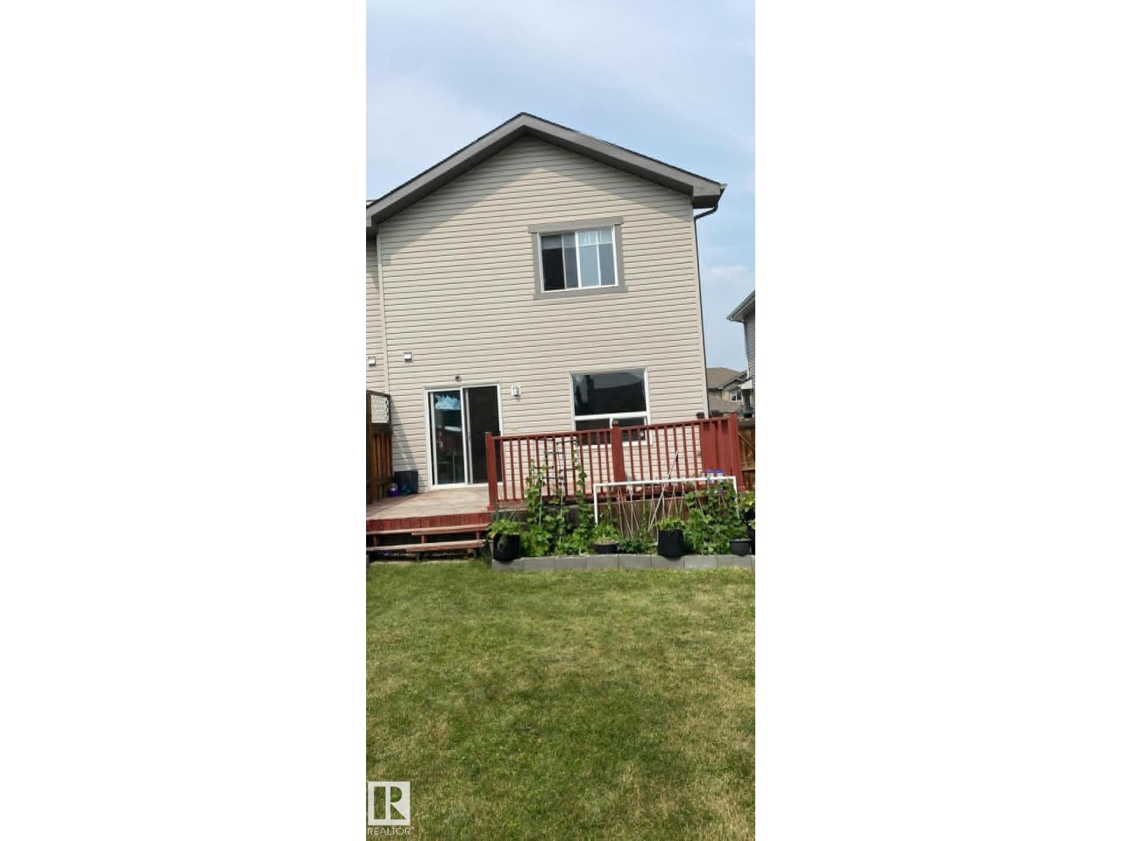 2402 Casselman CR SW - 2