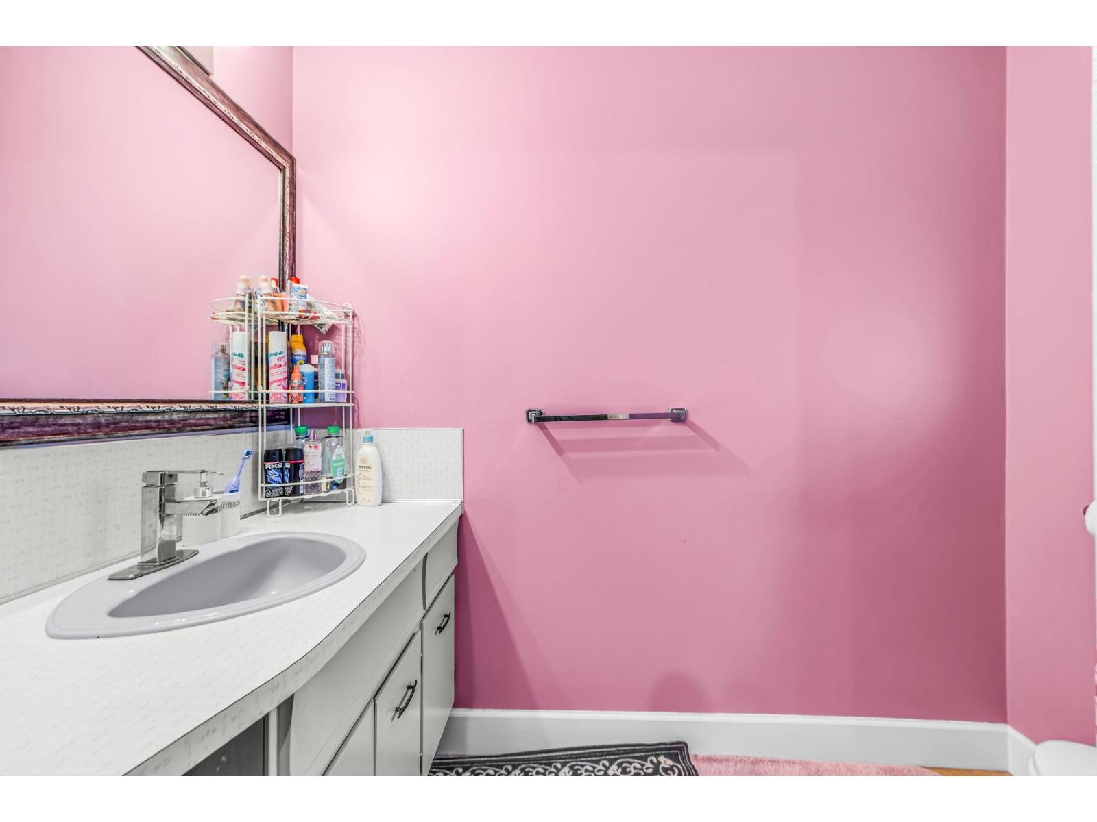 4 Bed, 3 Bath House for Sale in Delta – 11582 84A AVENUE, Delta – MLS# R3131317 - Image 15
