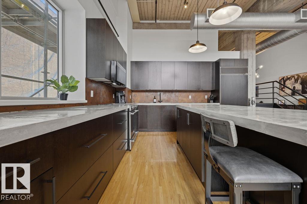 #104 10330 104 ST NW - 20