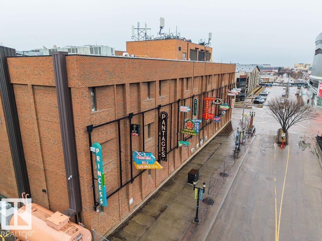 #104 10330 104 ST NW - 52