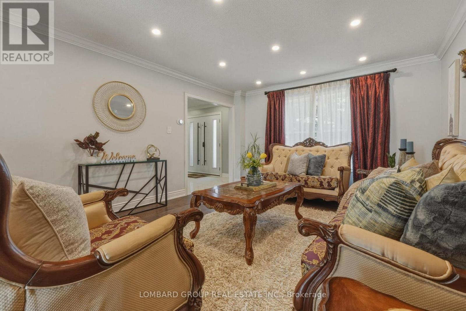 10 WHITMORE COURT - 13