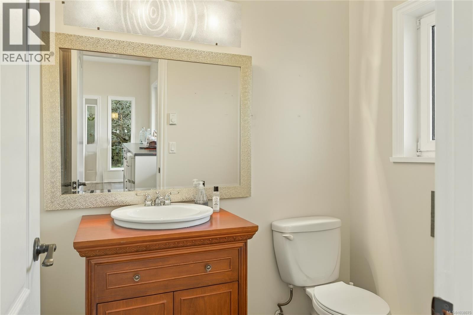 3758 Panorama Cres - 18