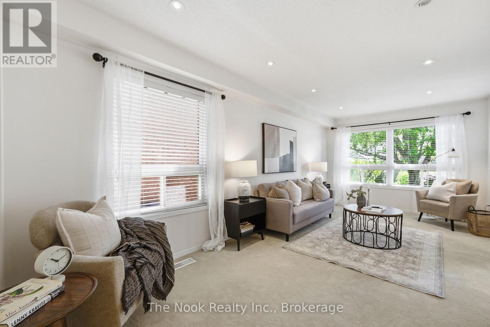 39 RAMPART CRESCENT - 10