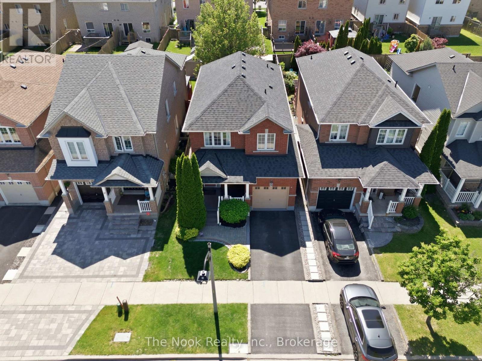 39 RAMPART CRESCENT - 4