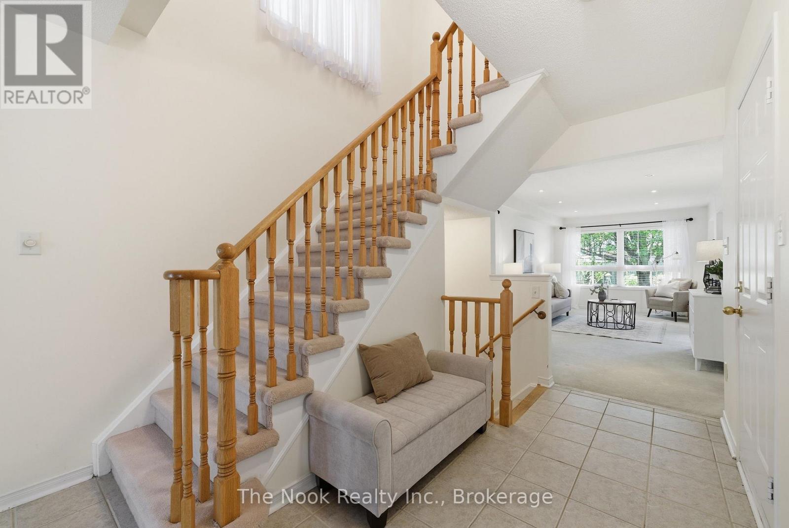 39 RAMPART CRESCENT - 9