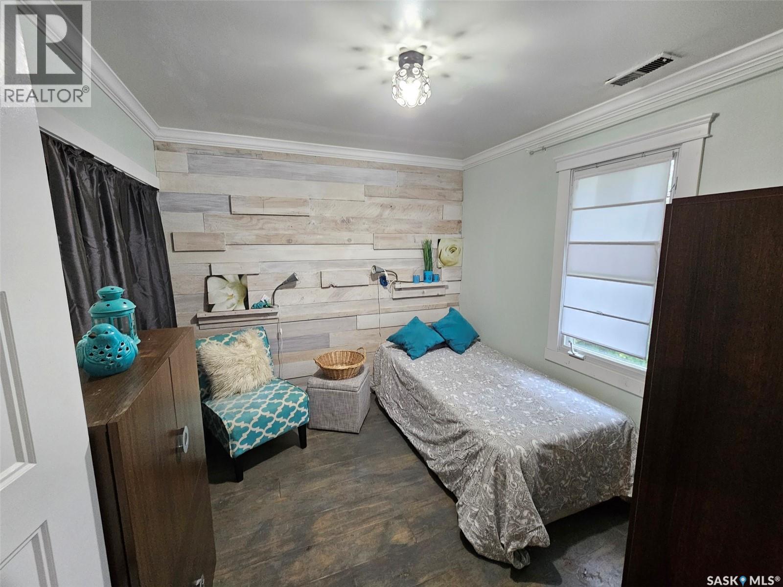 306 West 1st STREET - 14