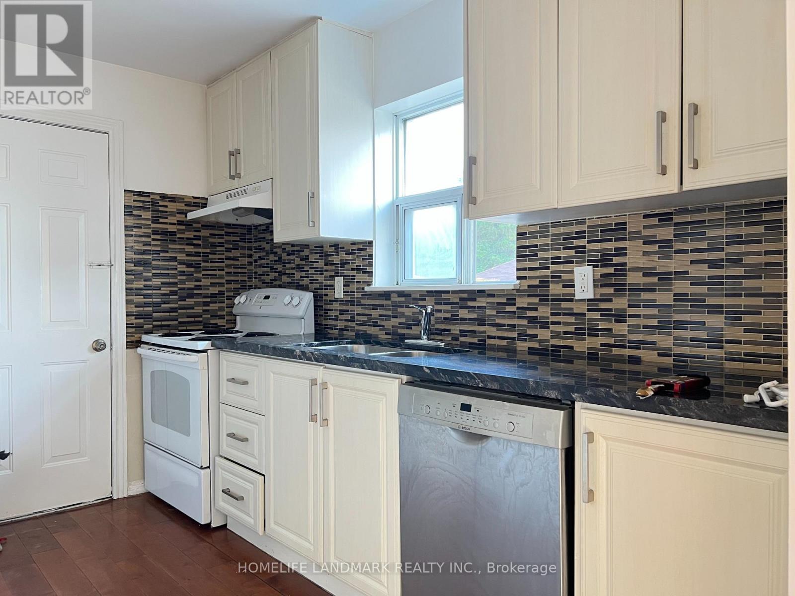 149 FINCH AVENUE W - 6