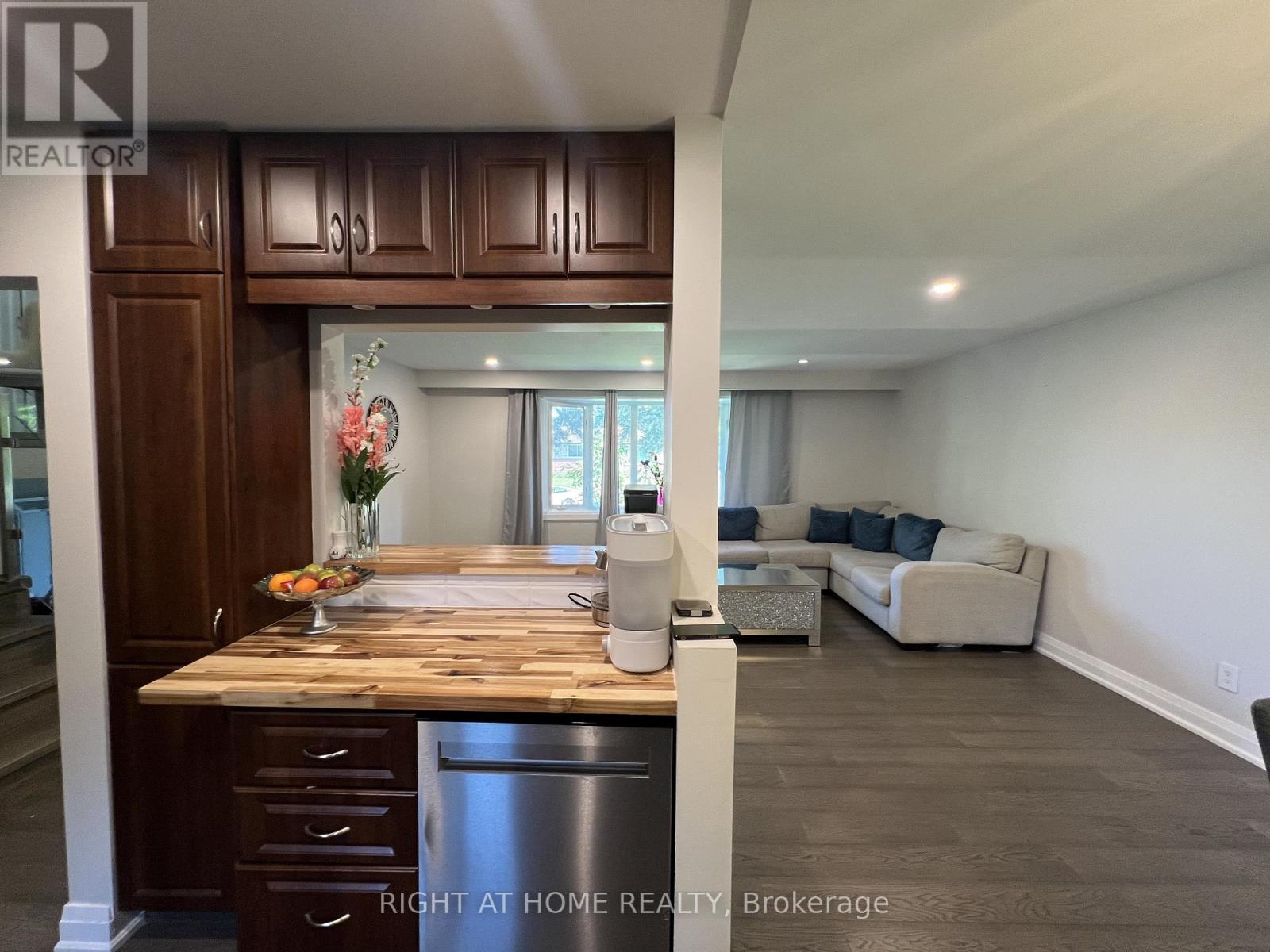 310 ADMIRAL ROAD