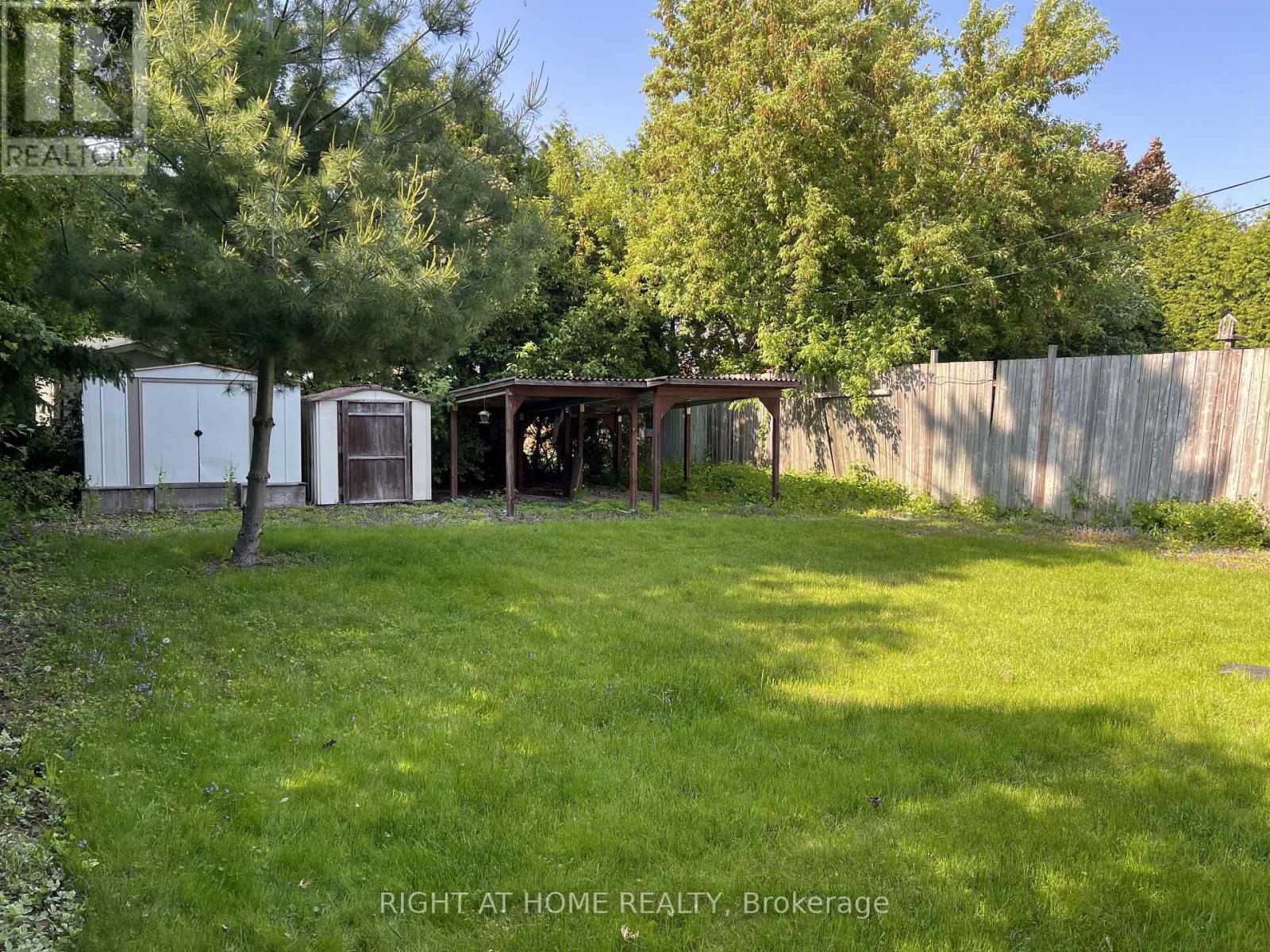 310 ADMIRAL ROAD - 37