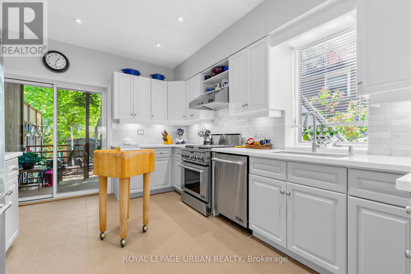 115 JACKMAN AVENUE - 9