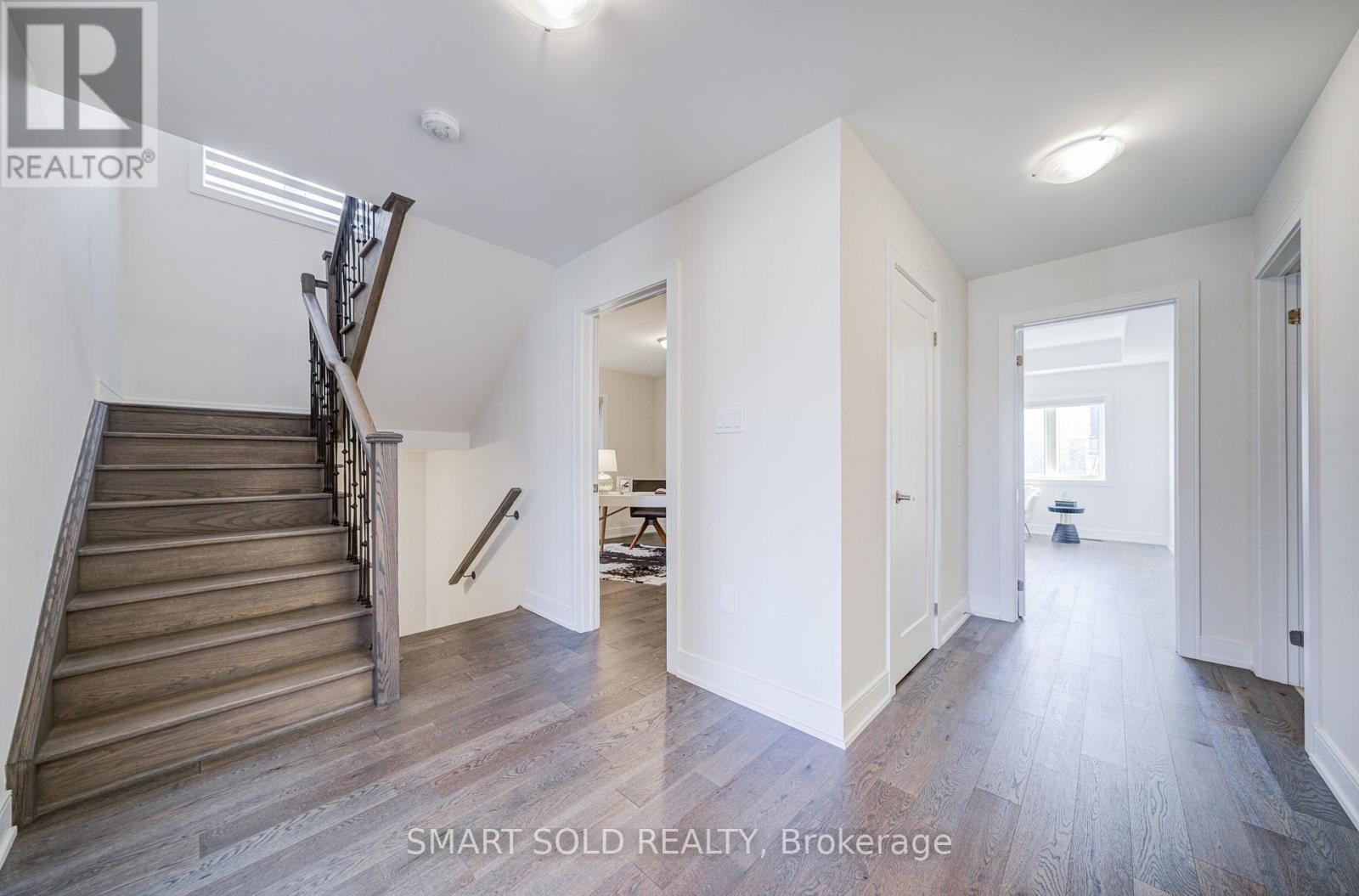 91 ANGUS MORTON CRESCENT - 24