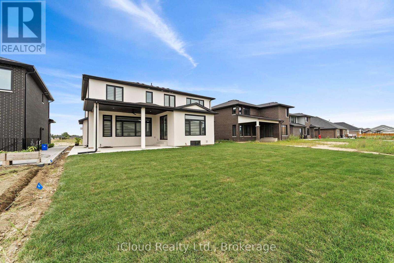 222 COWAN COURT - 27