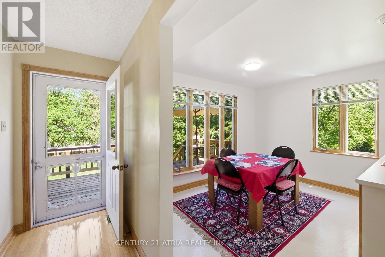 6 PENNY PLACE - 12