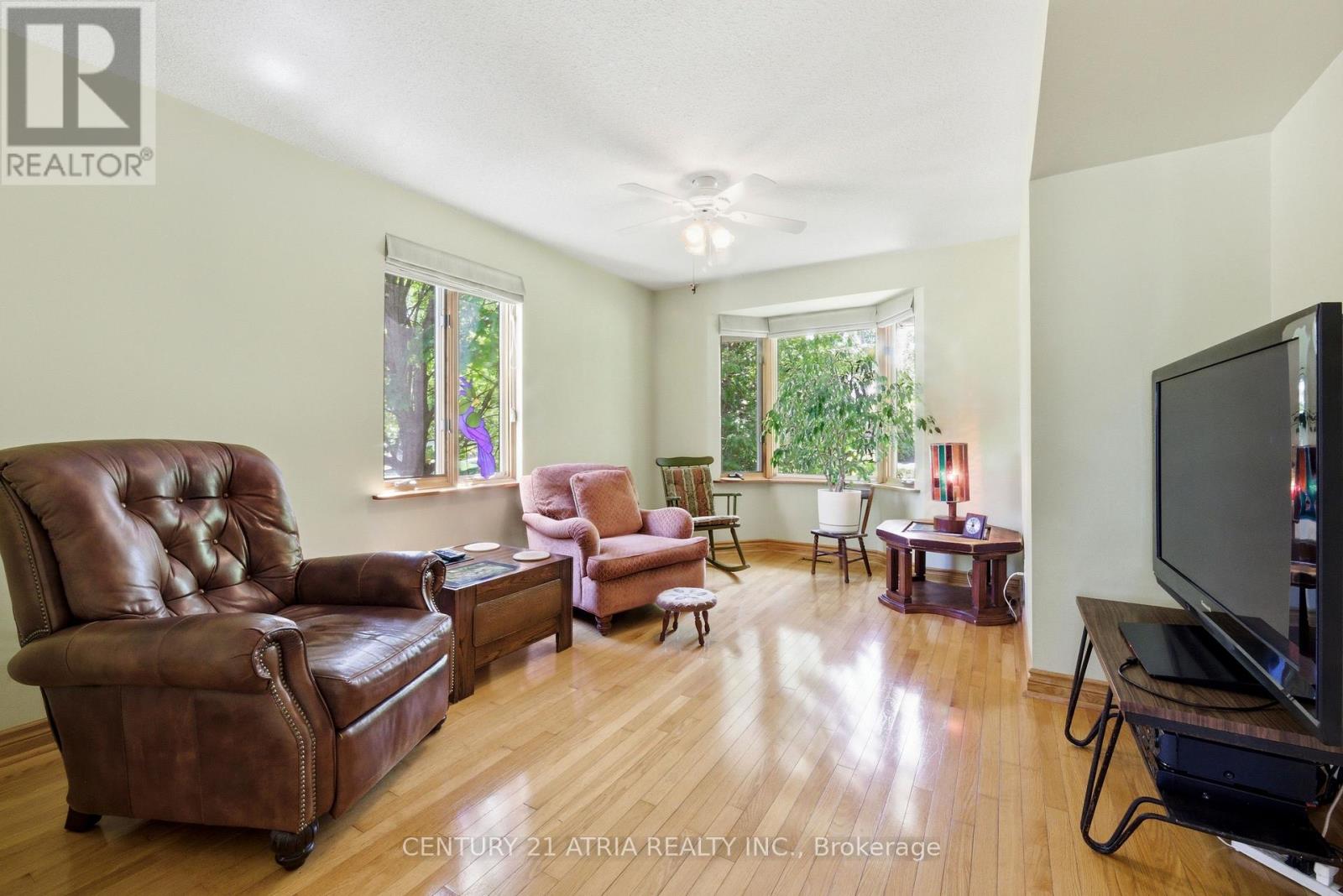 6 PENNY PLACE - 7