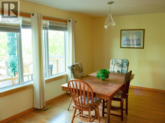 40 OGILVIE CRESCENT - 4