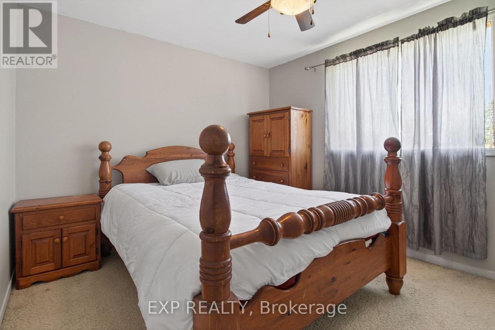 33 CARLTON ROAD - 15