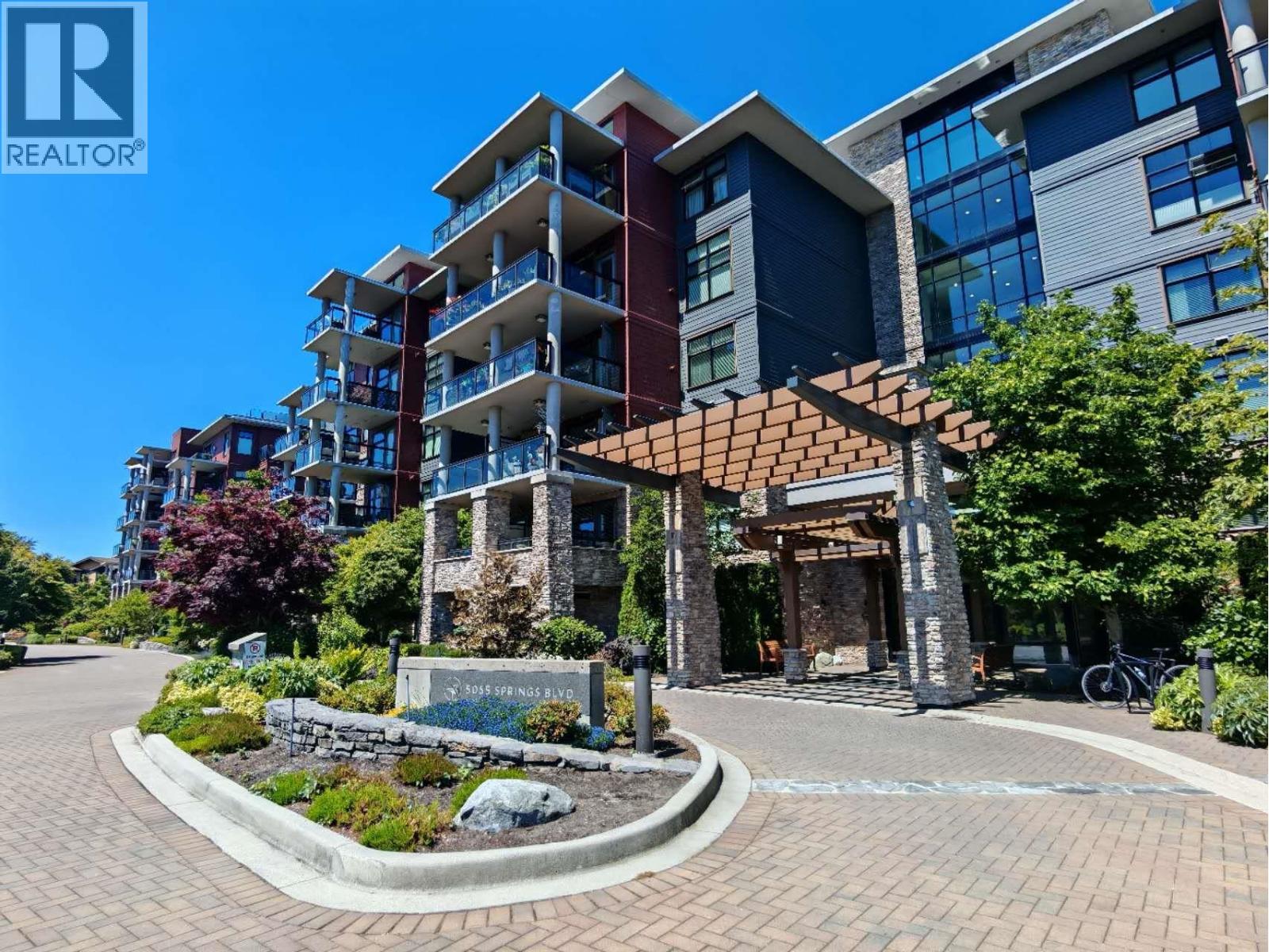 #302-5055 SPRINGS Boulevard, Tsawwassen