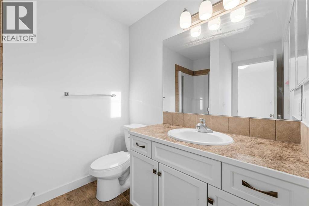 151 Royal Oak Drive NW - 17