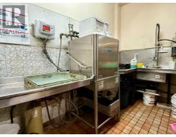 1009 Mayor Magrath Drive S, Lethbridge, AB T1K2P7 Photo 11